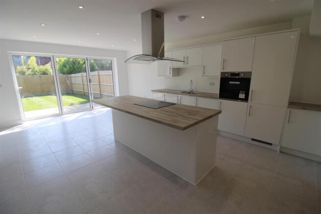 Kitchen/Diner (Alto ID: 187681378)