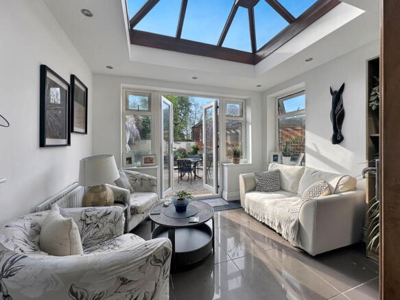 3 bed Detached for sale Image 8