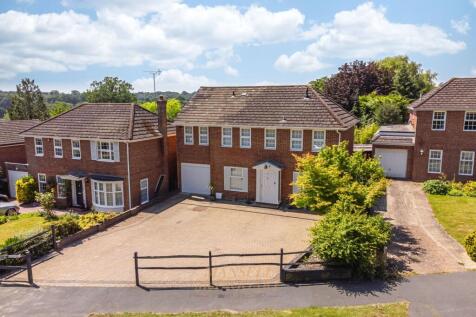 Tiltwood Drive, Crawley Down, RH10