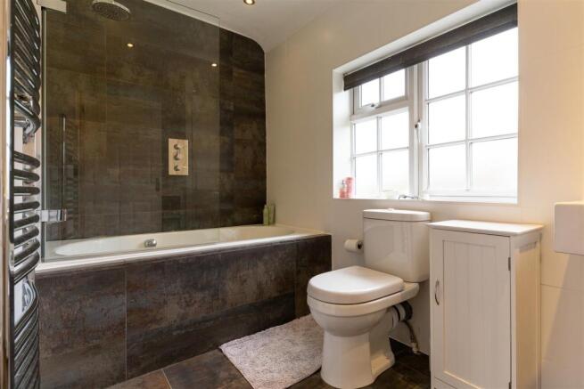 136 Glebe Road (3 of 21).jpg