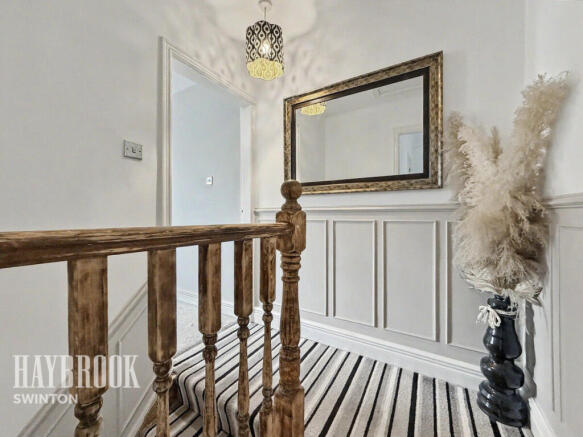 2 bed Semi-Detached for sale Image 10