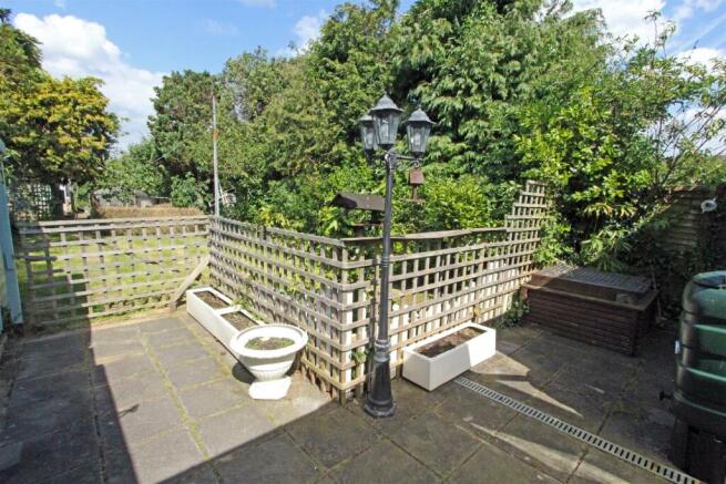 IMG_2475 patio garden.jpg