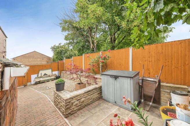 1 bed Semi-Detached for sale Image 4
