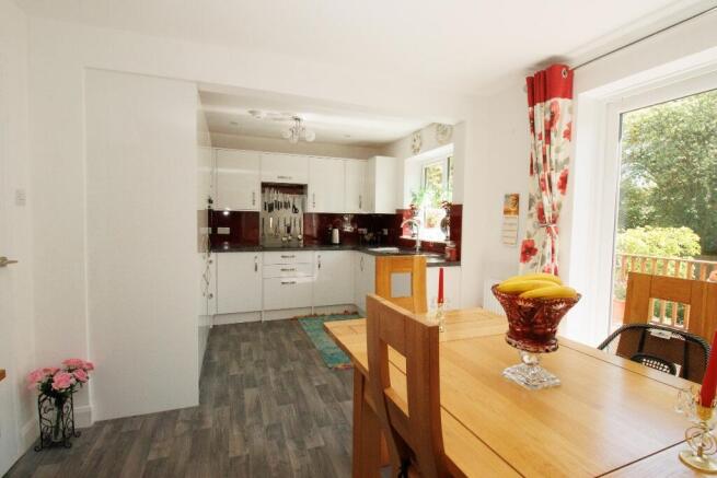 3 bed Detached for sale Image 5