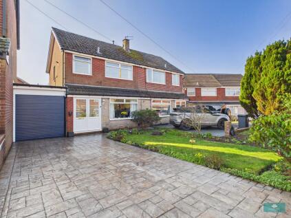 Longden Avenue, Oldham, Greater Manchester, OL4