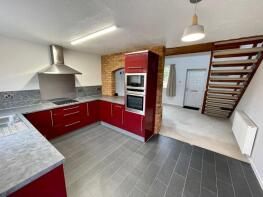 18, Meadow Bank, Preston PR1 9BL