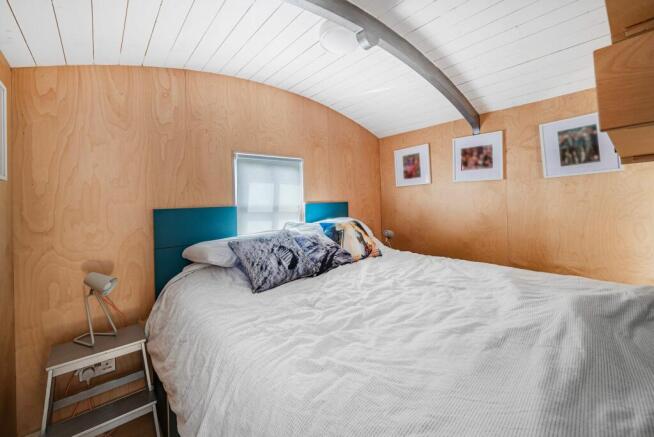 Shepherds Hut Bedroom