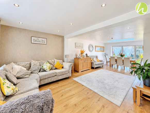 Living/Dining Room