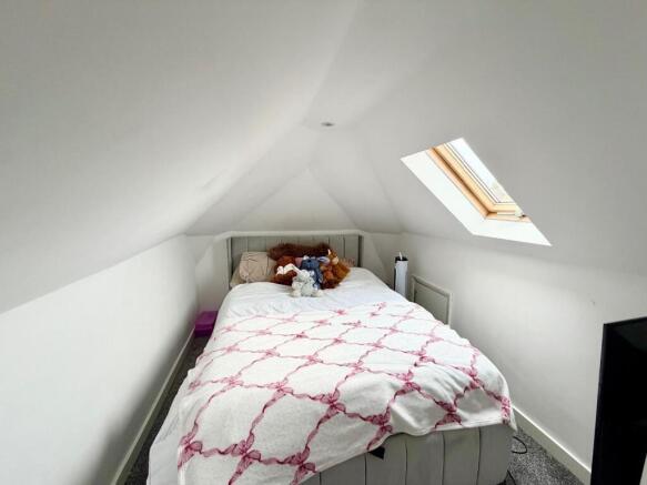 3 bed House for sale Image 7