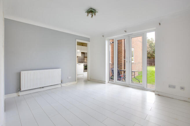 6 Kingfisher House, Dedmere Road, SL7 1PG-6