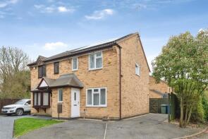 63, Winchester Close, Banbury OX16 4FU