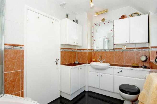 Photo 10