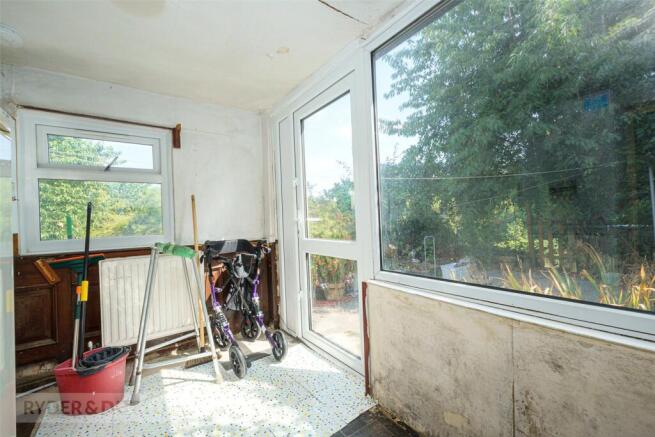 3 bed Semi-Detached for sale Image 4