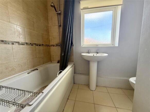 3 bed Terraced for sale Image 8