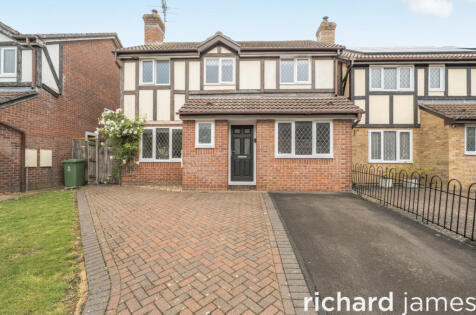 Friesian Close, Ramleaze, Swindon, SN5