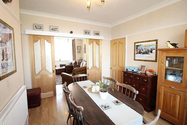 3 bed Semi-Detached for sale Image 6