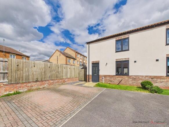 3 Bedroom Semi-Detached House - For Sale