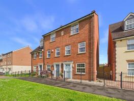 4, Waddington Way Kingsway, Quedgeley, Gloucester GL2 2DQ
