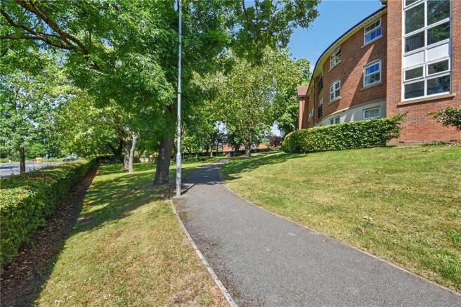 1 bed Apartment for sale Image 8