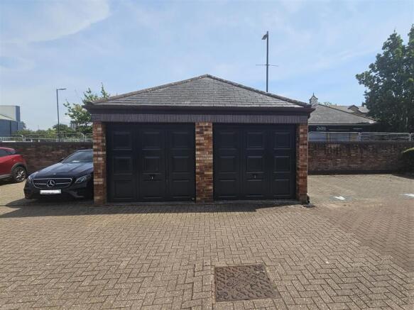 1 - Two X Garages in Redcliffe.jpg