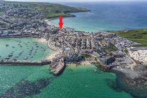 Flat 4, Mariners Flats, Norway Square, St. Ives TR26 1NA