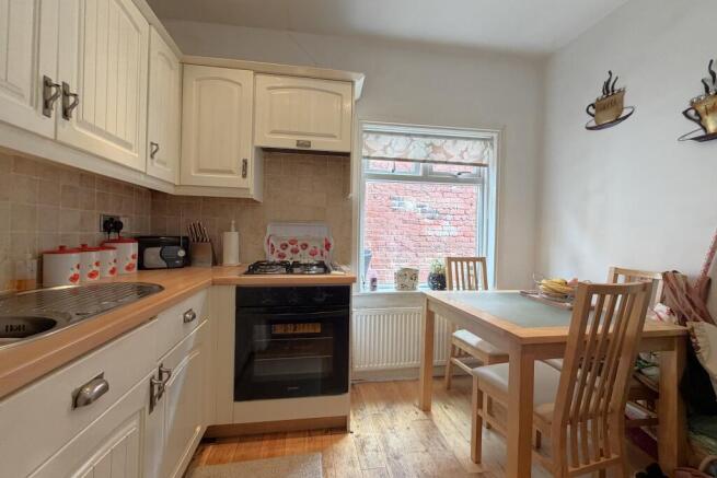 2 bed Cottage for sale Image 4