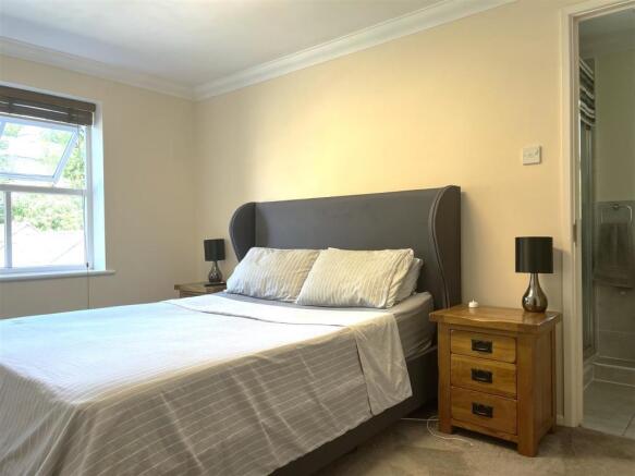 River Bank bed 1.jpg