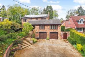 Jaycia, Kings Hill, Beech, Alton GU34 4AN