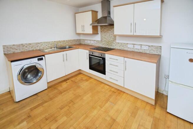 2 bed Apartment for sale Image 5