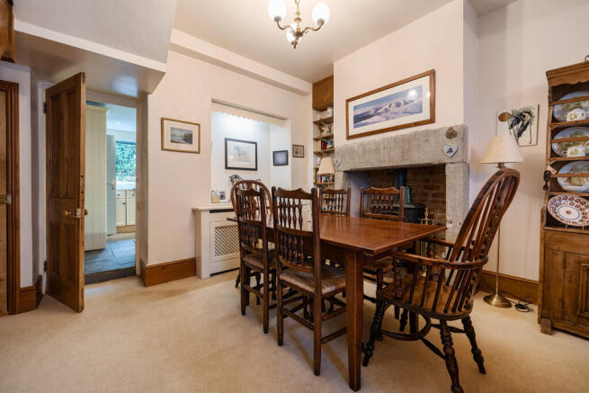 Living / Dining R...