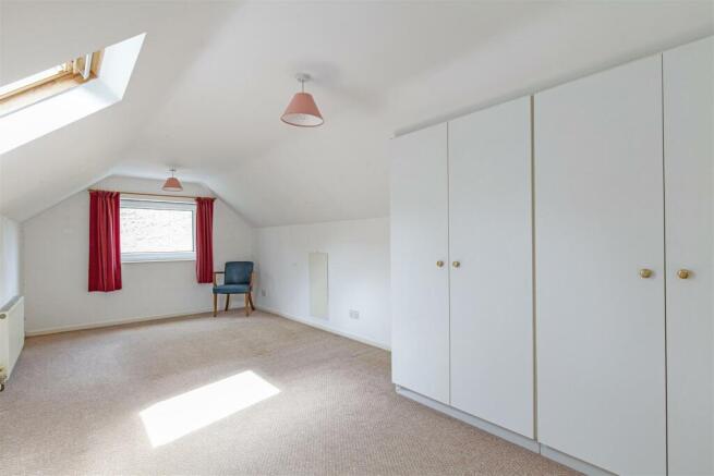 Bedroom 1-1.jpg