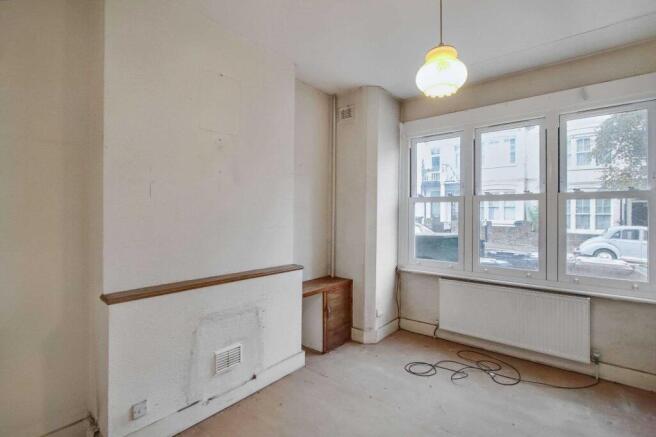 Flat A, 42 Rathcoole Gardens, Hornsey, London, N8 9NB