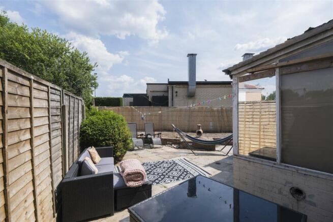 32 Owley Wood Road-2-003.JPG