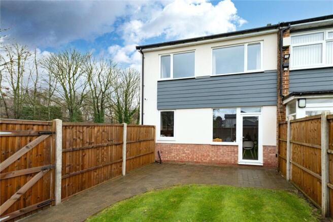 3 bed Town House for sale Image 8