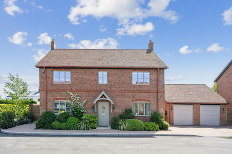 Coopers Lane, Potters Bar, EN6