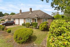 15, Ridgeway Close, Heathfield TN21 8NS