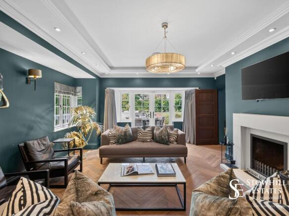 Living room 2