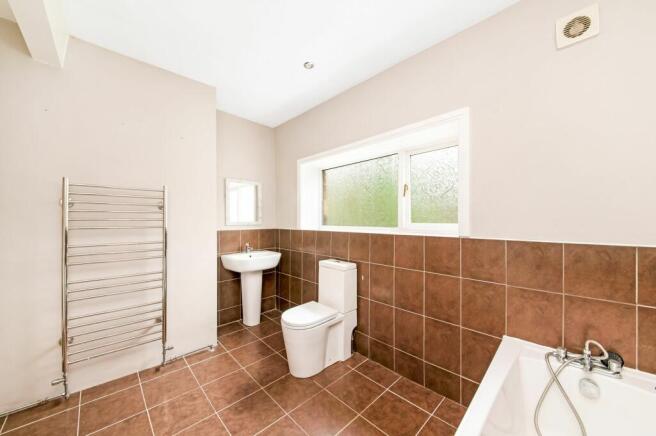 HOUSE BATHROOM