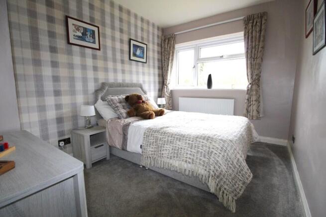 bed 4