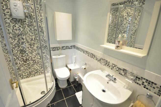 ENSUITE SHOWER ROOM