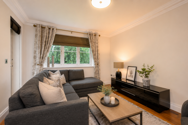 2 bed Apartment for sale Image 5