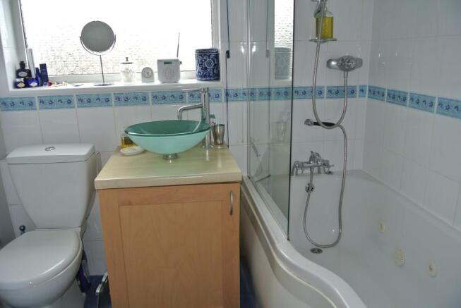 Photo 8