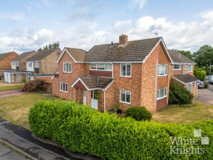 Brandon Avenue, Woodley, Reading, Berkshire, RG5 4PU