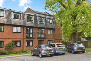 8, High Oaks House, High Oaks Close, Locks Heath, Southampton SO31 6SX