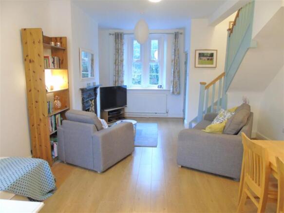 Open Plan Lounge / Dining Room