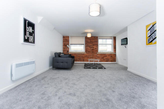 1 bed Apartment to rent Image 6