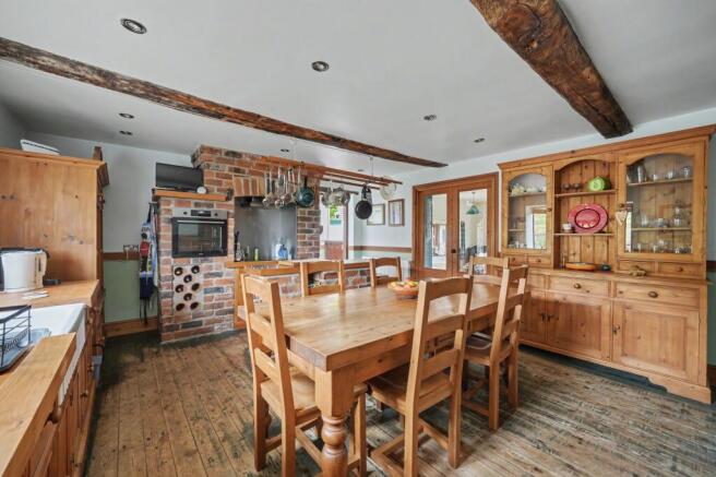 3 bed Detached for sale Image 12