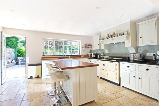 Kitchen/Breakfast Rm