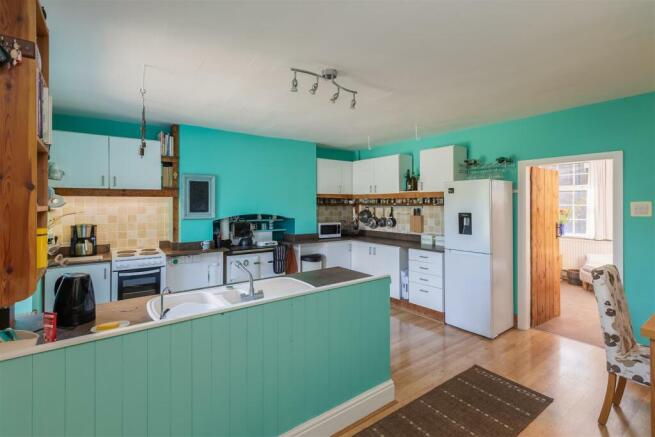 Hill Cottages 28 Kitchen Dining Room-7.jpg