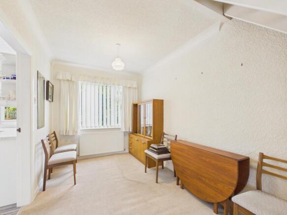 3 bed Semi-Detached for sale Image 5